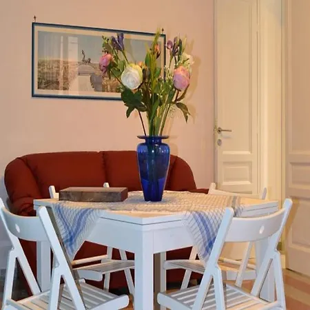 Casa Di Vesta Apartment Rome